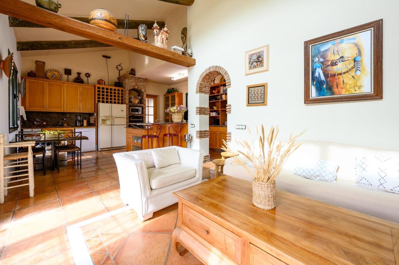 Villa Saguaro Malaga アラウリン・デ・ラ・トレ エクステリア 写真