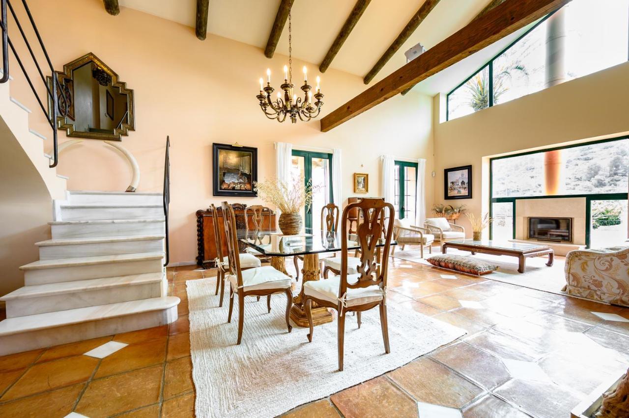 Villa Saguaro Malaga アラウリン・デ・ラ・トレ エクステリア 写真
